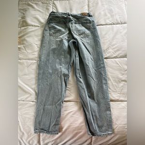 American Eagle baggy mom jeans